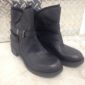 New in Box Rachel Roy Suede Boots